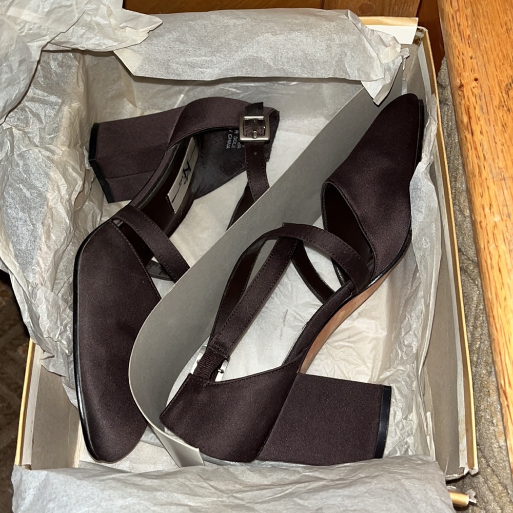 Brown Satin Block Heel Crossover Sz 9 - image 2